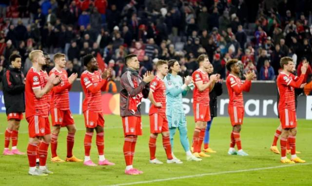 开云在哪里下载-秦游夏：出局拜仁莫再自欺欺人 中锋的窟窿该补了