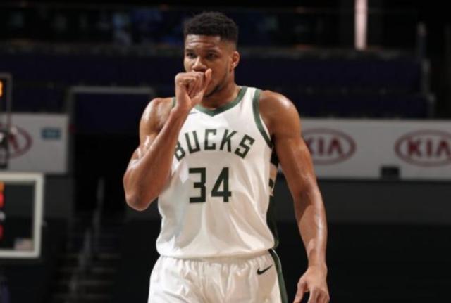 开云体育下载官方-字母哈登小卡抗议全明星声援老詹 保罗无奈打圆场